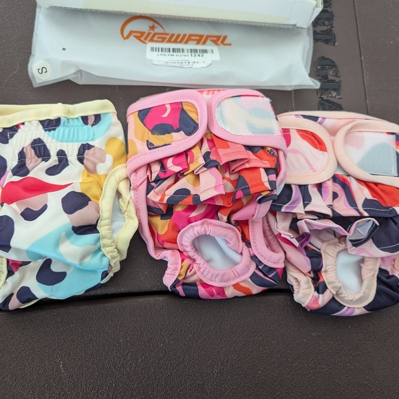 Colorful Dog Diapers Set - Picture 2 of 8